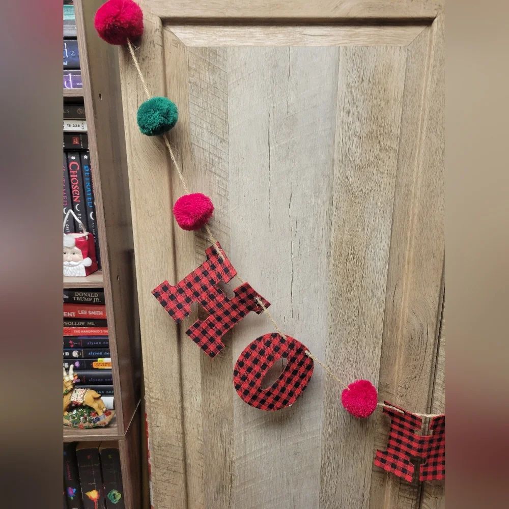 HO HO HO Festive Red Black Buffalo Plaid Pom Pom Christmas Garland Jute